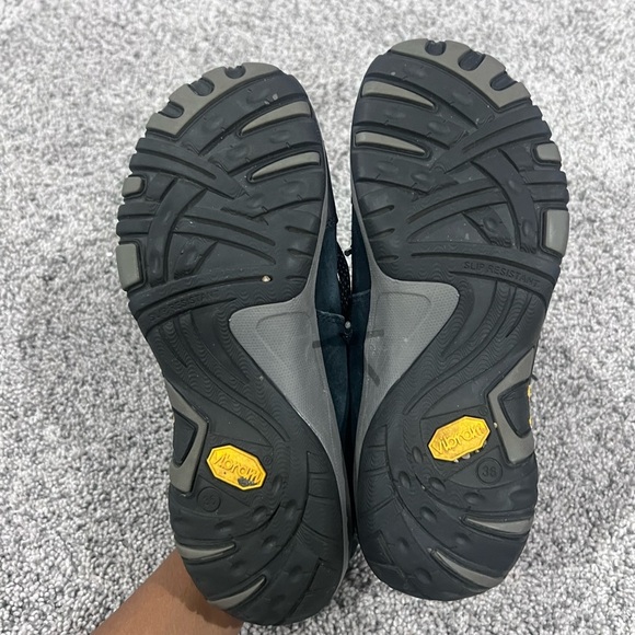 Dansko Paisley Women's Hiking Shoes Black/Black Suede Waterproof EU 36 US 5.5-6 - Picture 6 of 9